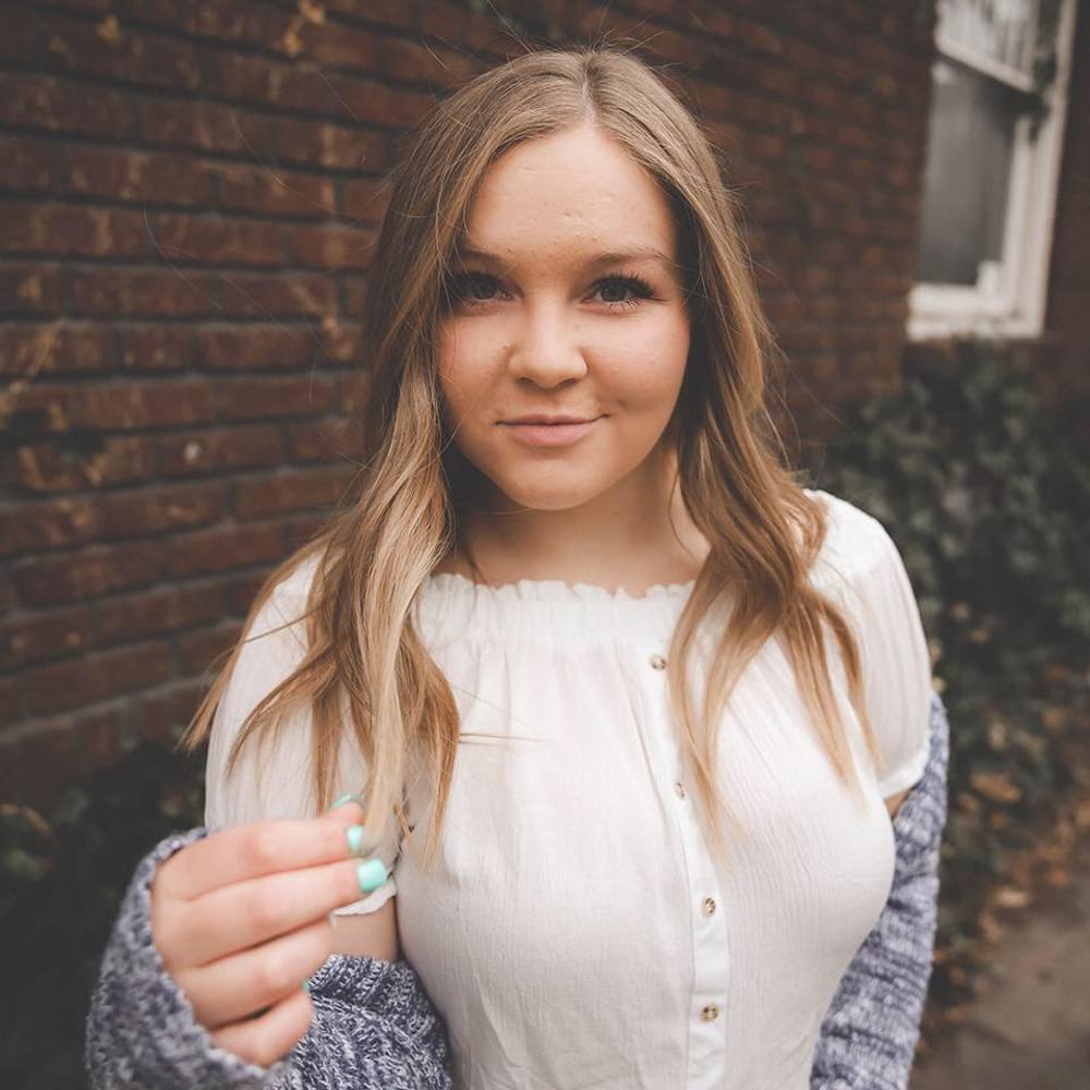 Meet your Posher, Amanda